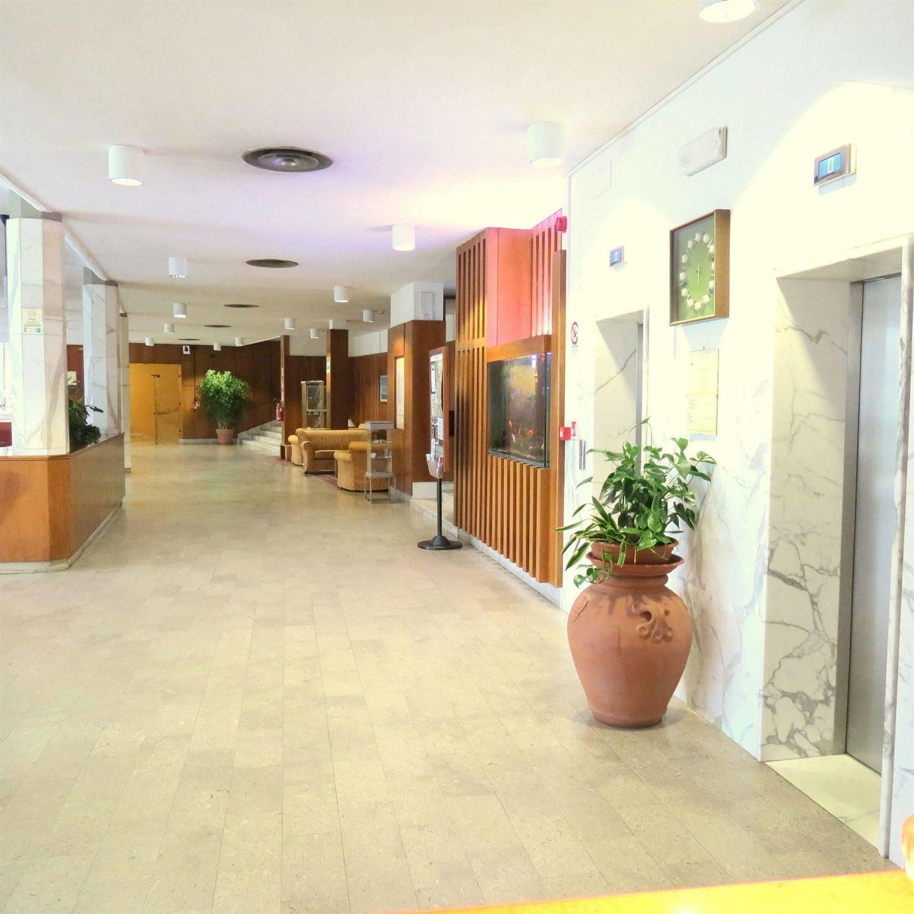 Grand Hotel Golf Tirrenia Εξωτερικό φωτογραφία
