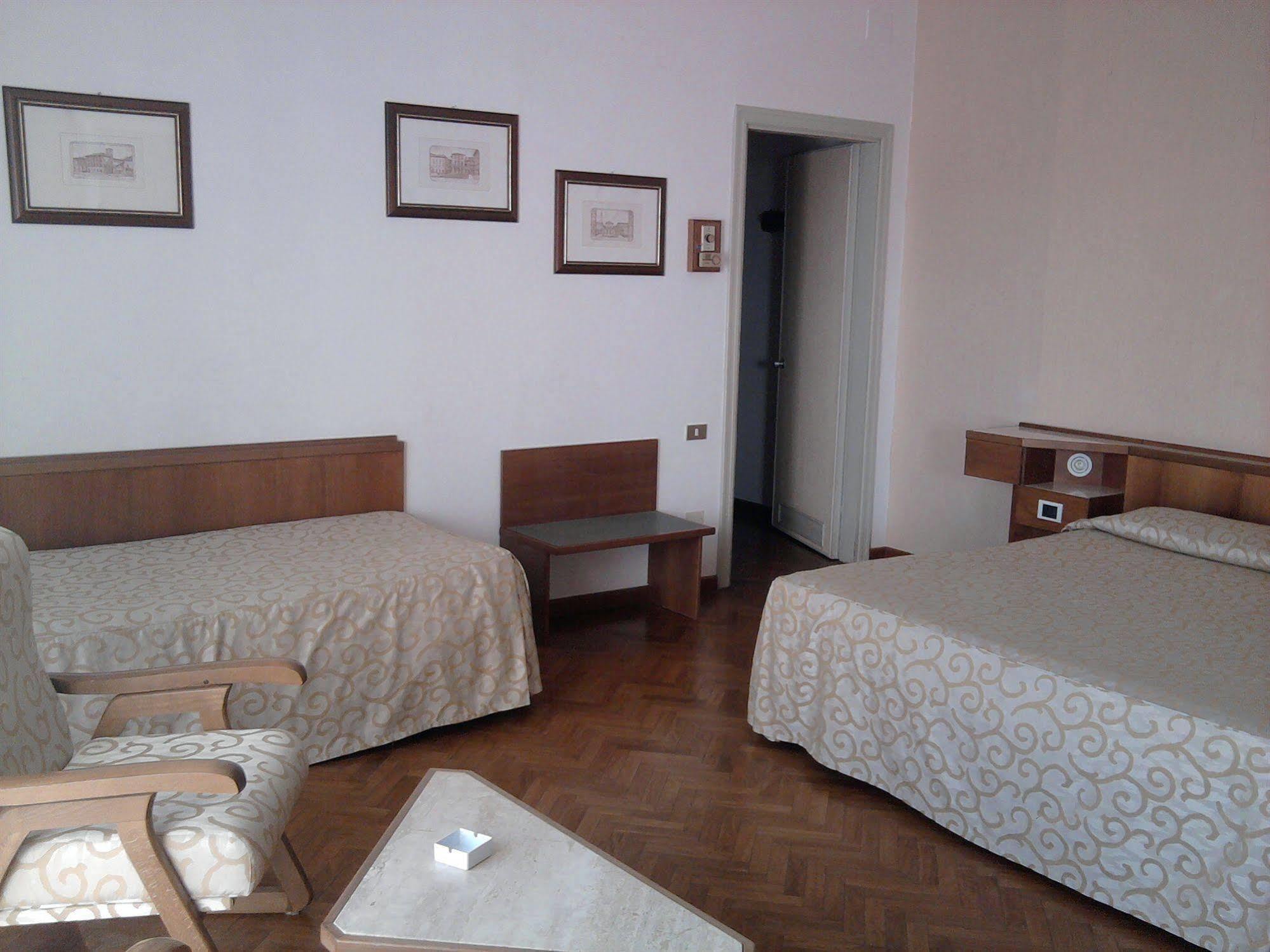 Grand Hotel Golf Tirrenia Εξωτερικό φωτογραφία