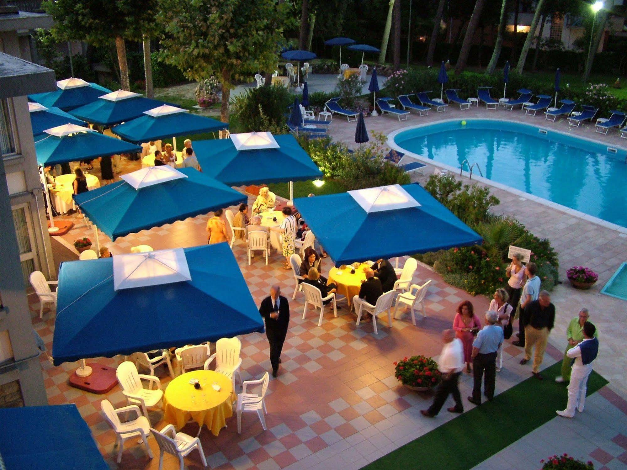 Grand Hotel Golf Tirrenia Εξωτερικό φωτογραφία
