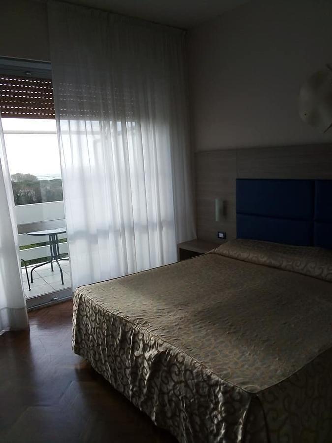 Grand Hotel Golf Tirrenia Εξωτερικό φωτογραφία